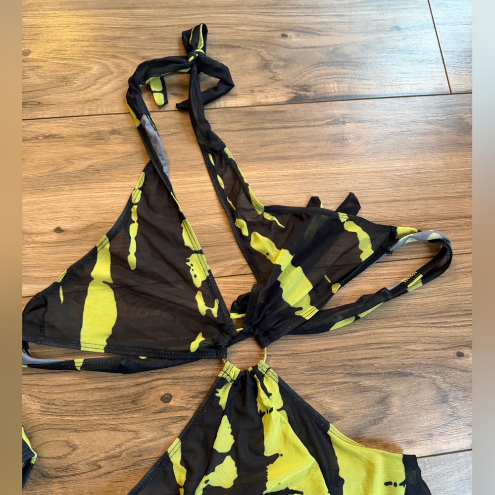 3 Piece NWOT Tropical Vacation Bikini Resort Wear set or Festival wear Y2K MED - Picture 6 of 10